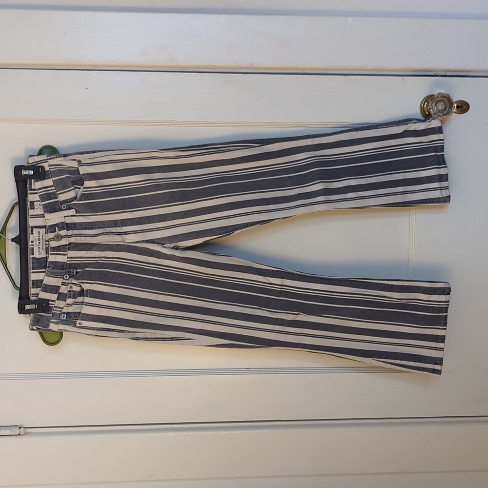Lucky brand kick flare size 2